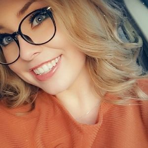 Meet your Posher, Mallory